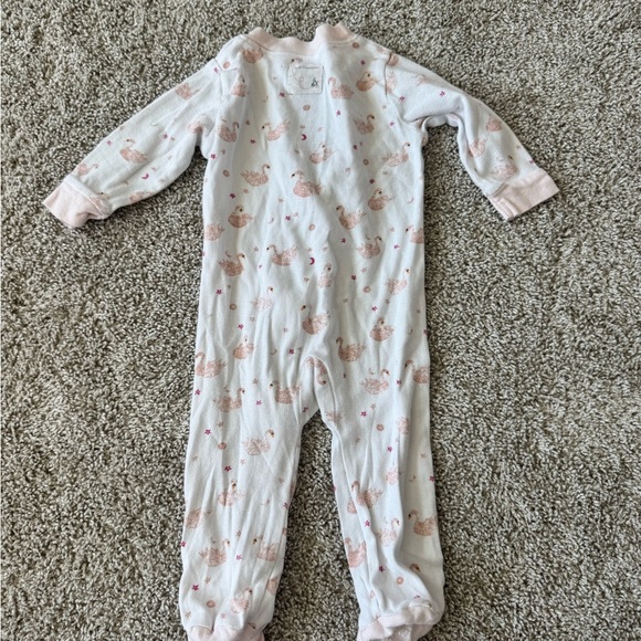 Burt's Bees Baby Sleeper Adorable Baby Footed Onesie with Swans Size 3-6 months - Picture 2 of 7